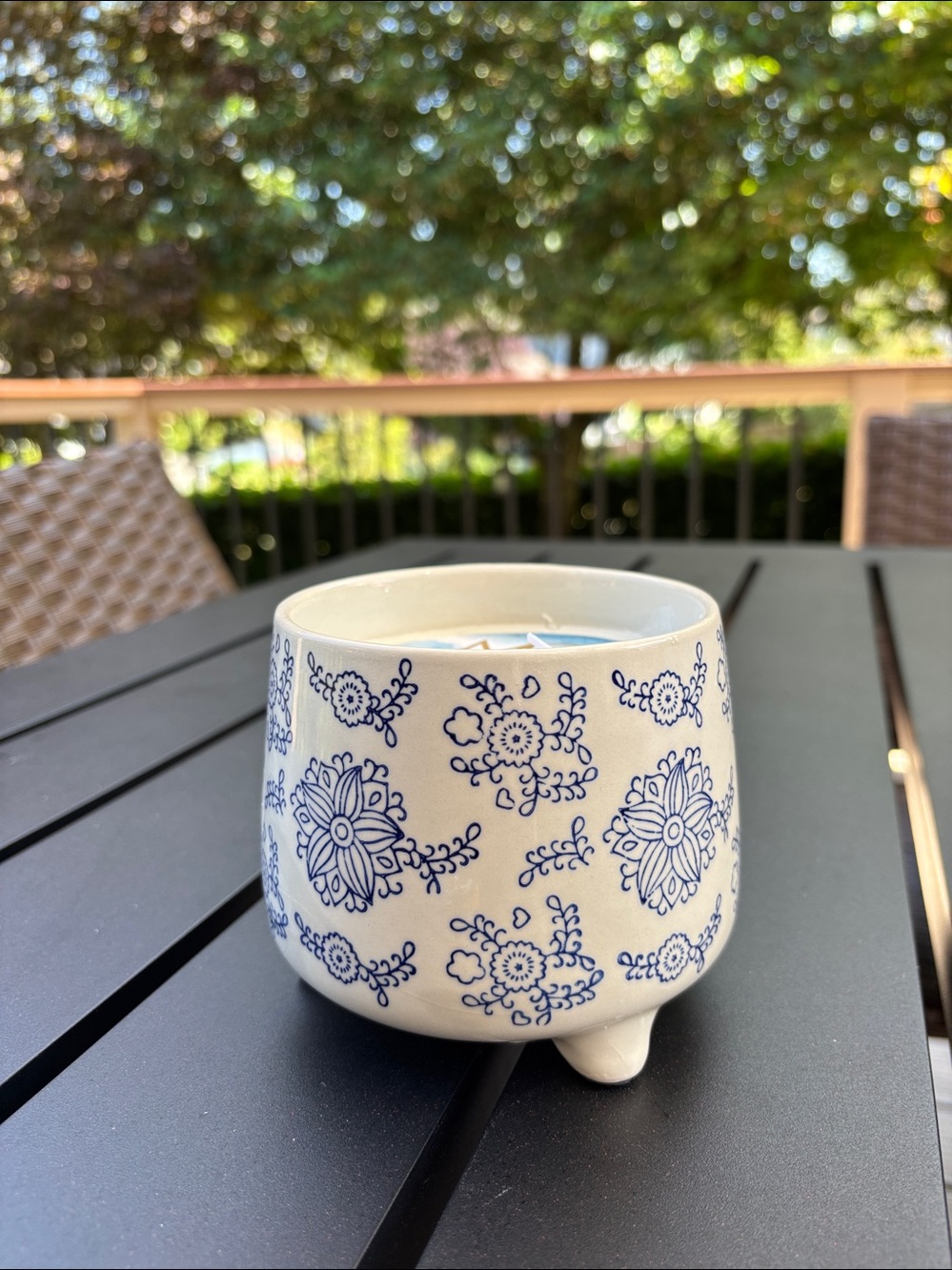 MG Studio Citronella Candle in ceramic Blue & White vessel